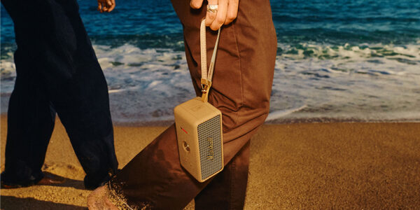 Marshall、大人気ポータブルスピーカーシリーズ「Emberton III」に新色「Brown」が登場